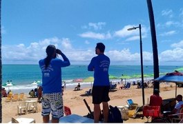 Praia da Jatiúca permanece aberta para banhistas, garante IMA