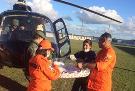 VÍDEO: Falcão 04 transfere bebê de Penedo para UTI do Hospital Regional de Arapiraca
