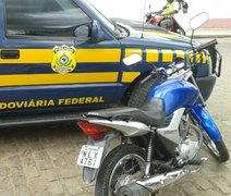 PRF recupera motocicleta roubada em Arapiraca