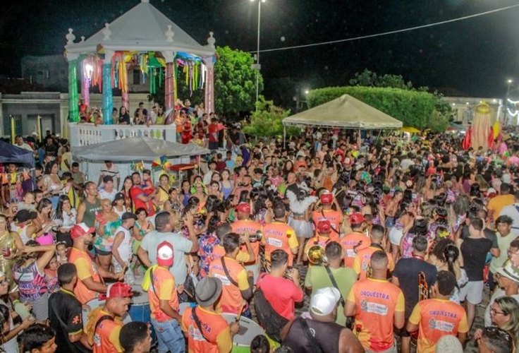 Realização das prévias e do carnaval injeta mais de 1 milhão de reais em Penedo