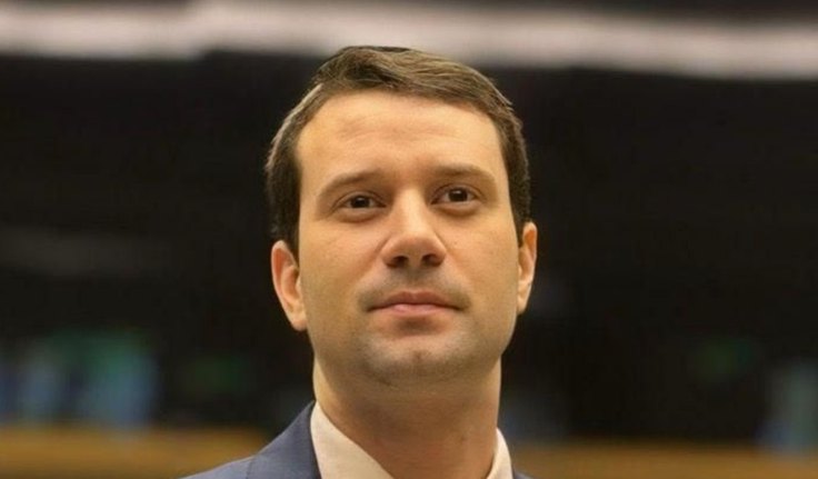 Spray de pimenta: lei sancionada tem base em proposta de Daniel Barbosa