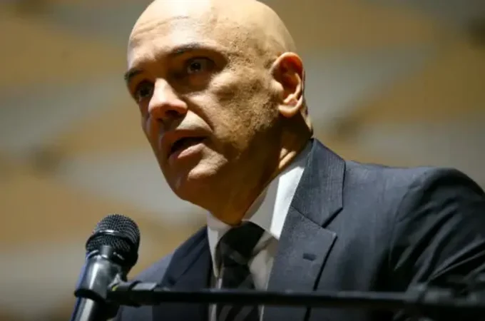 Moraes prorroga inquérito das fake news por mais seis meses