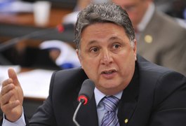 Ex-governador, Anthony Garotinho é internado no Rio de Janeiro
