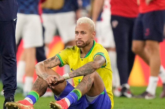 CBF confirma lesão grau 2 em Neymar; afastamento é de até três semanas