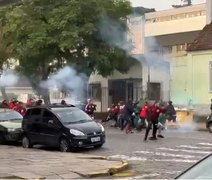 Briga entre torcidas de Juventude e Athletico nos arredores do Alfredo Jaconi deixa feridos