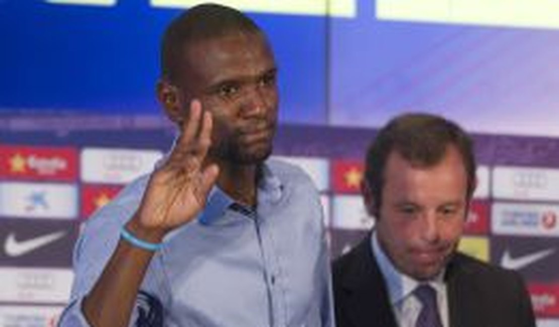 Daniel Alves ofereceu seu fígado para salvar Eric Abidal