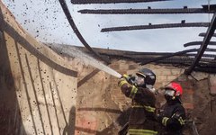 Incêndio em residência em Arapiraca