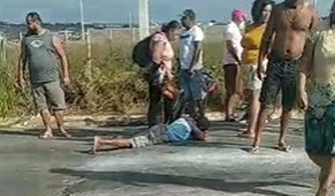 Motociclista fica ferido após perder o controle da direção, em Arapiraca