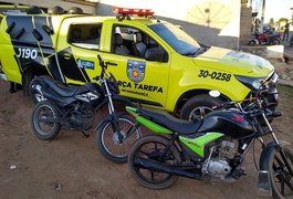Motocicleta roubada próximo ao shopping é recuperada e menores são apreendidos