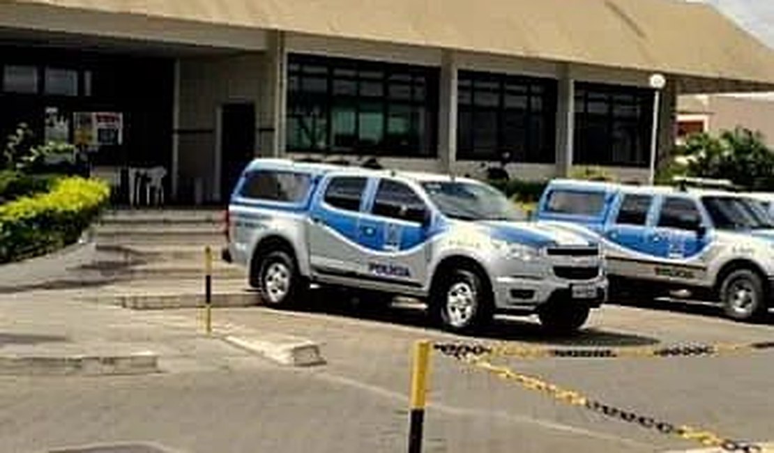 Idoso é preso em flagrante ao entrar em motel com adolescente de 12 anos