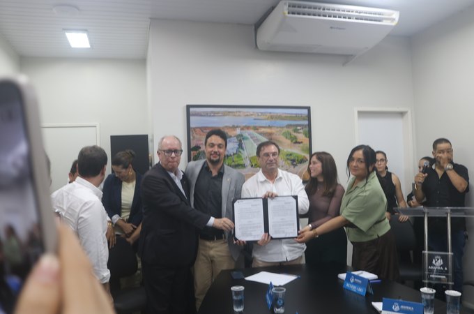 Vídeo. Prefeitura de Arapiraca realiza solenidade para assinatura de decreto voltado à população em situação de rua