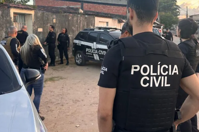 Mãe presa deixava filha ser estuprada por homem para manter relacionamento com ele, em Maceió