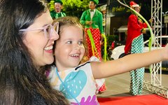 Magia Natalina Ilumina Junqueiro com a Chegada Triunfal do Papai Noel