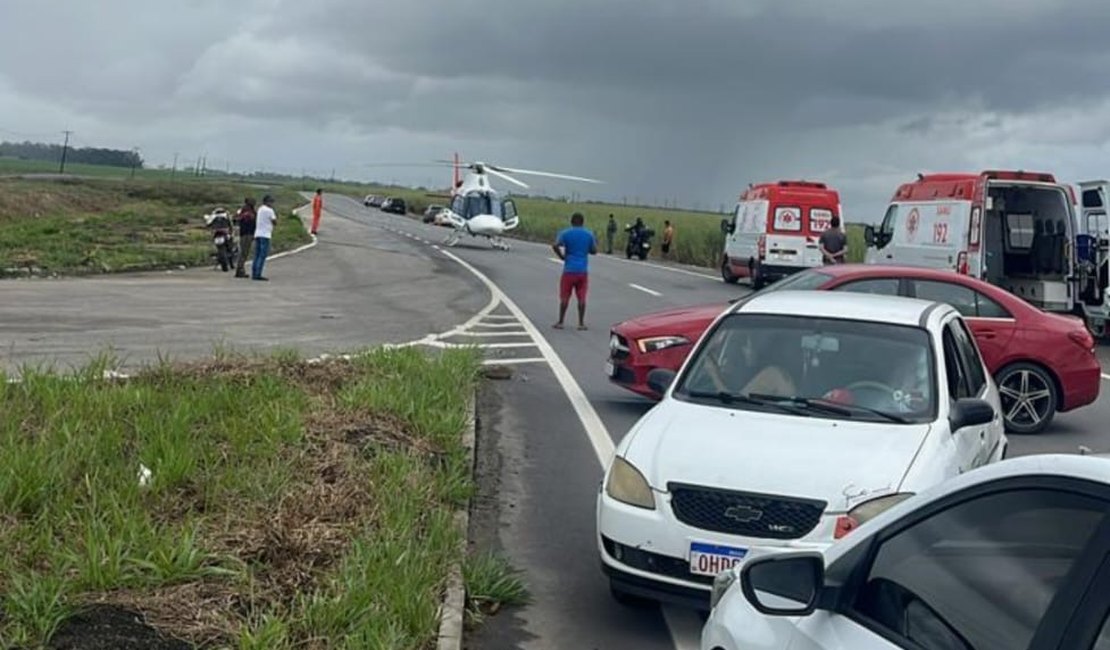 Vídeo. Capotamento deixa um morto e três feridos na AL-220, em São Miguel dos Campos