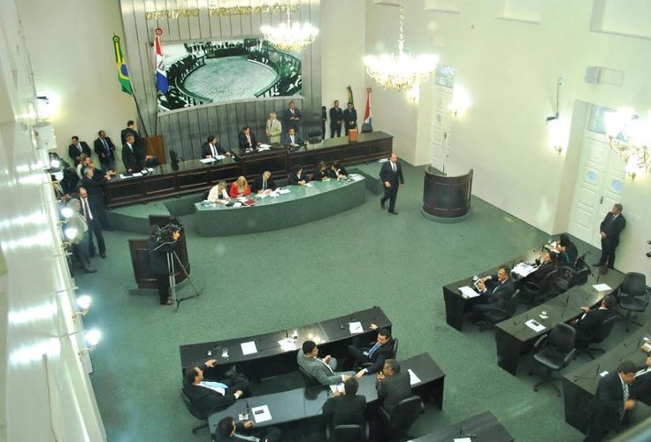 Deputados querem menos sessões por semana na Assembleia Legislativa de Alagoas