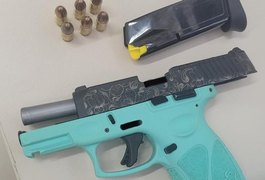 Arma usada para matar mulher é apreendida com os pais do suspeito