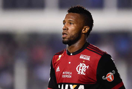 Ex-jogador do Flamengo e Vasco é contratado por clube alagoano
