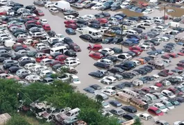 Gaúchos perderam 200 mil carros na enchente e a minoria tem seguro