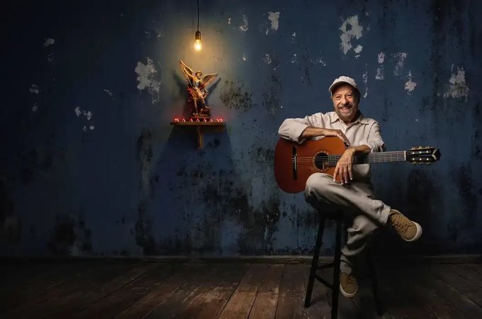 Cantor e compositor João Bosco completa 80 anos