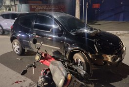 Condutora sem habilitação e outra mulher ficam feridas em batida com carro em Arapiraca