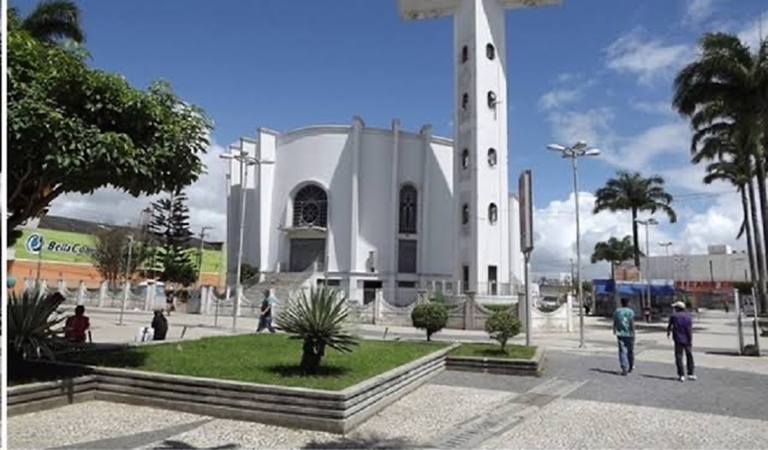 Confira o que vai abrir no feriado de Nossa Senhora Aparecida em Alagoas