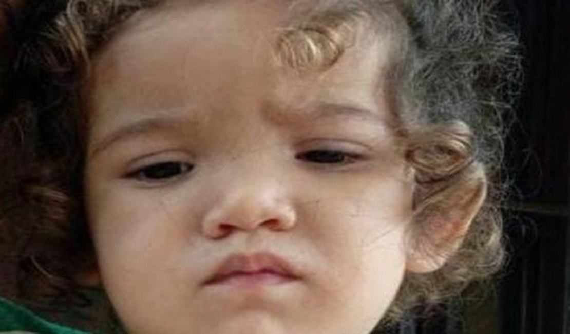 Polícia deve começar a ouvir testemunhas no caso da morte de bebê atropelada por ônibus escola