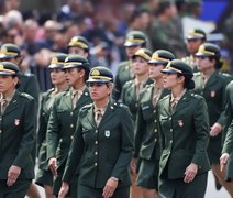 Sete mil mulheres se alistam no serviço militar em 2 dias