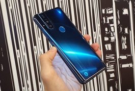 Smartphone da Motorola oferece 12h de uso com 10 minutos de carga