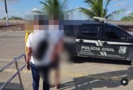 Homem é preso em flagrante após tentar matar companheira asfixiada e mantê-la em cárcere privado com filhos por 8 horas em Campo Alegre