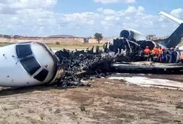 Avião com ministro e delegação pega fogo ao pousar no Congo