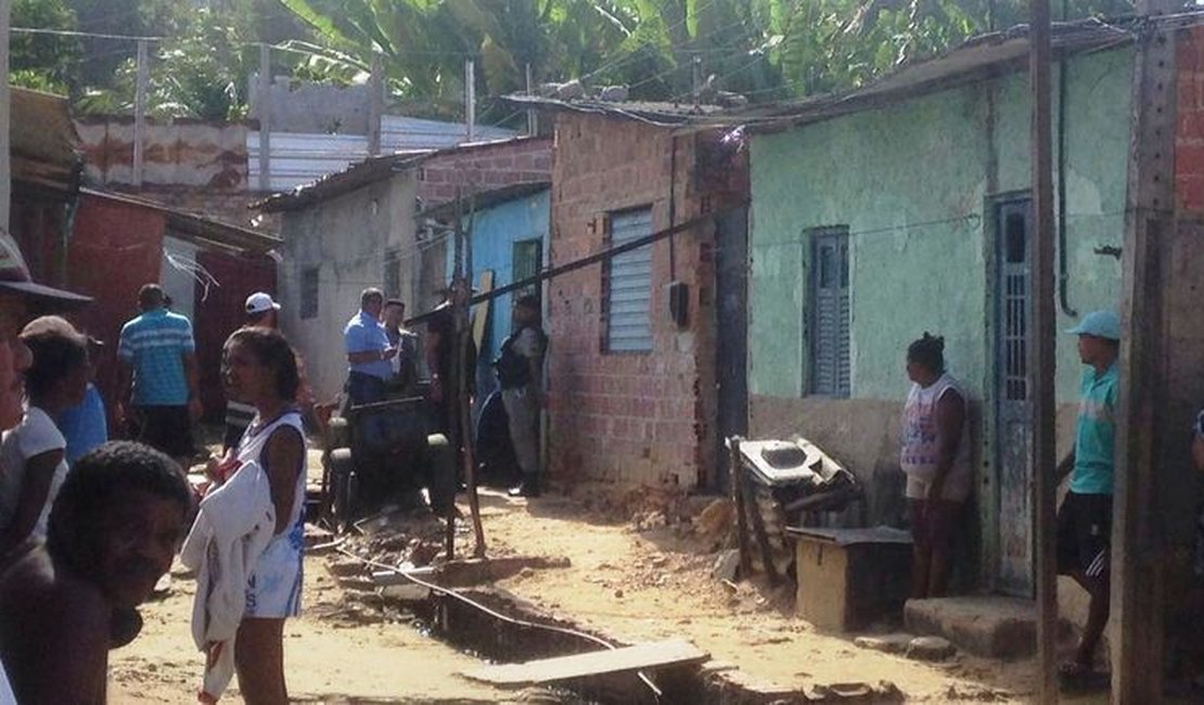 ‘Estes são os dois que assaltaram a igreja’, diz bilhete deixado em corpo, em Maceió