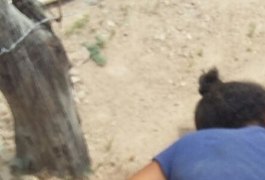 Homem mata a mulher e se enforca por não aceitar separação