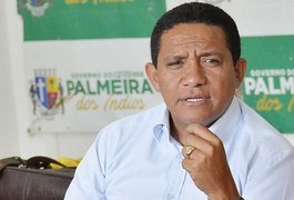 Ex é indiciada por divulgar nude do prefeito de Palmeira dos Índios, Júlio Cezar