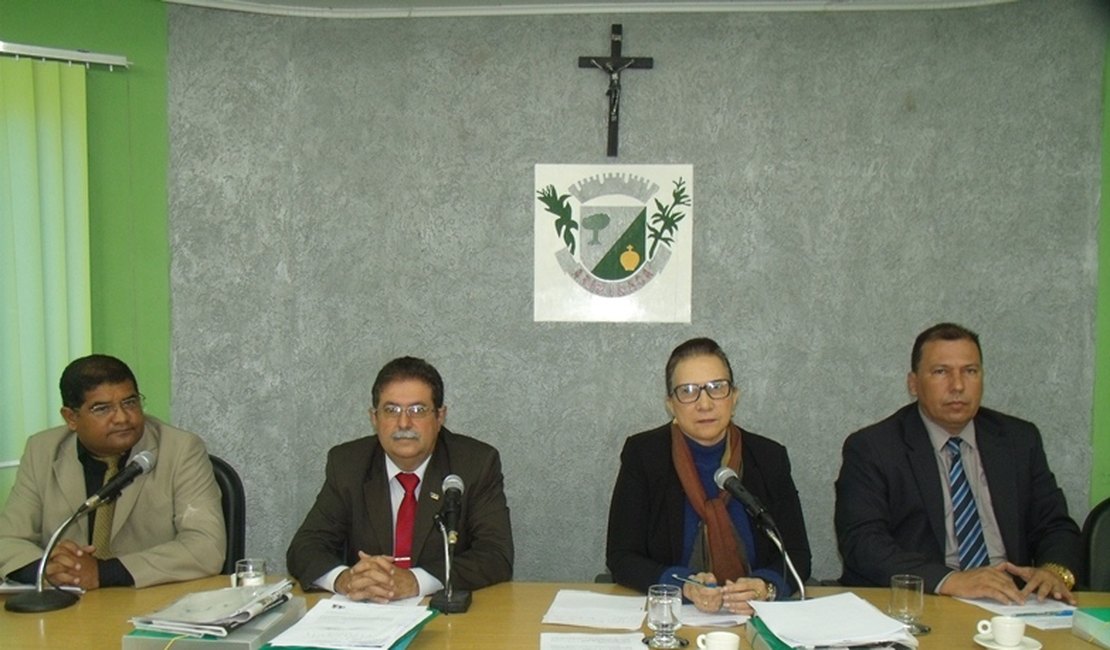 Educação e Saúde são alvo de críticas durante sessão da Câmara de Vereadores