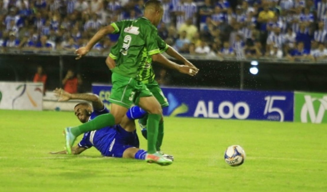 No sufoco, CSA vence o Murici e segue na vice-liderança do Alagoano: 2 a 1