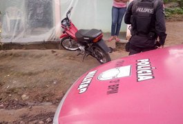 Pelopes do 3°BPM recupera moto roubada em Limoeiro de Anadia