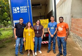 Fé e solidariedade: Paixão de Cristo de Arapiraca arrecada 573 kg de alimentos e doa para o Sesc Mesa Brasil