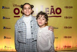 Conheça os irmãos de 12 e 10 anos que fazem parte do musical O Rei Leão, da Disney