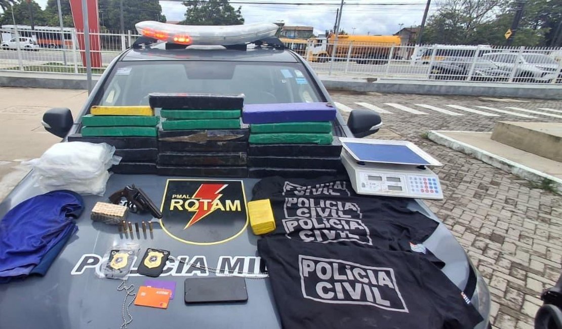 Operação da PM apreende mais de 26 kg de drogas e fardamentos falsos no interior de Alagoas