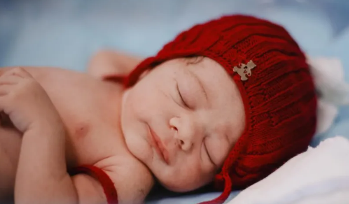 Deputada estadual Cibele Moura anuncia nascimento da primeira filha