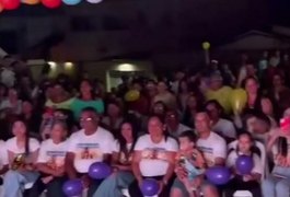 Família, amigos e moradores de São José da Laje se reúnem para ver Bruno Nogueira no BBB 23