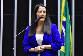 Deputada federal e vice-presidente do PL Mulher, Amália Barros morre aos 39 anos