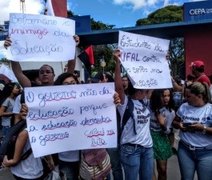 Greve Nacional da Educação tem atos em Alagoas contra o governo de Bolsonaro