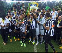 Galo conquista Copa do Brasil e termina ano sem perder para o rival