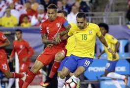 Gol de mão do Peru elimina Brasil da Copa América ainda na primeira fase