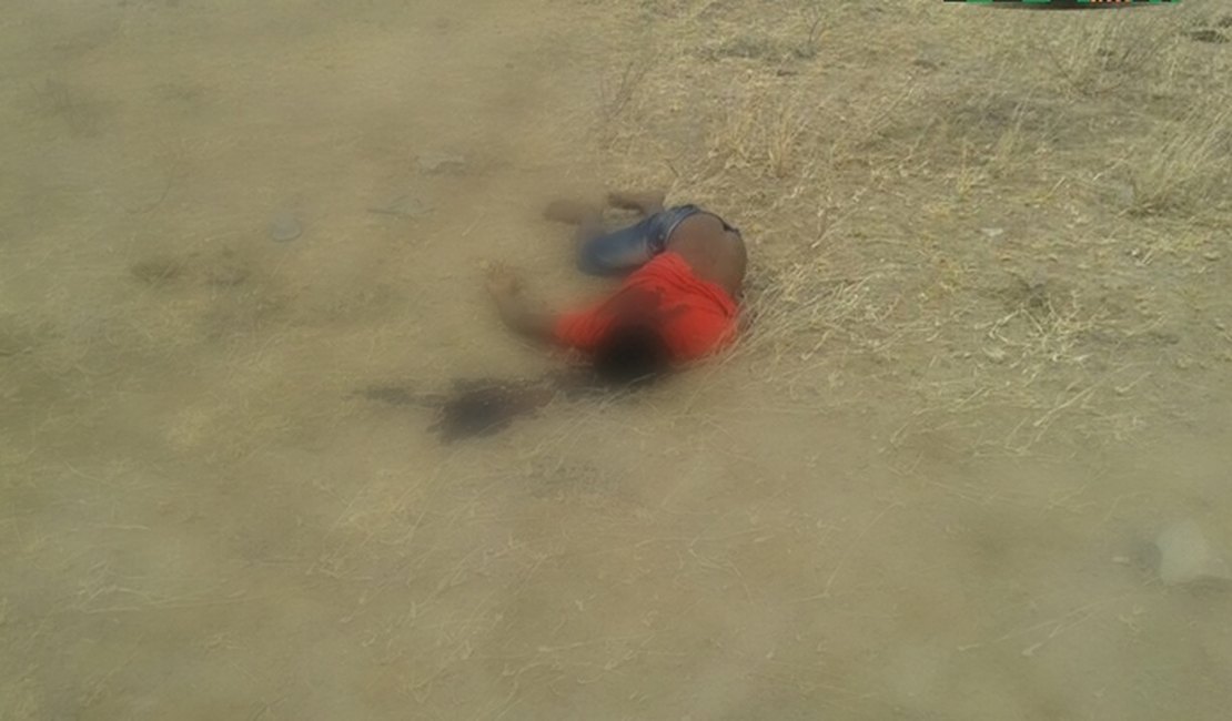 Corpo de homem é encontrado com várias marcas de tiros no Sertão de Alagoas