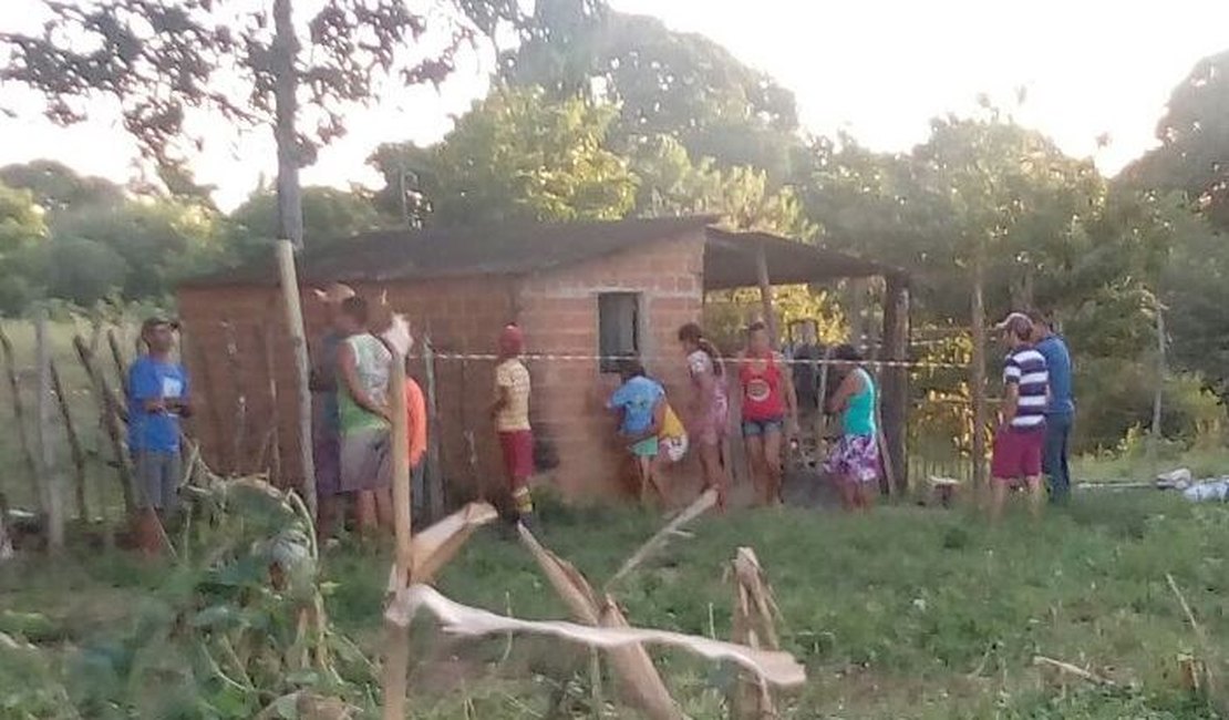 Bandidos invadem casa matam idoso e levam dinheiro em São Brás