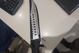 Tentativa de homicídio, durante briga familiar, termina com prisão e apreensão de faca, ﻿Limoeiro de Anadia