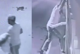 VÍDEO: Homem invade casa para furtar rede em Arapiraca e câmera flagra crime