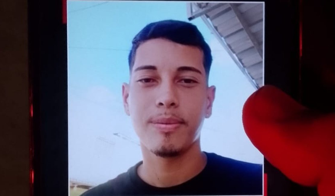 Corpo em decomposição encontrado em mata de Maceió pode ser de jovem desaparecido